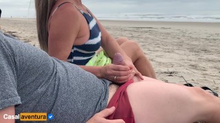 Quickie on public beach, people walking near – Real Amateur